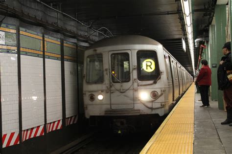 R train service temporarily suspended between Bay Ridge and Sunset Park ...