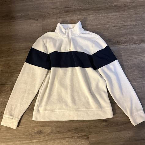 Old Navy Casual Sweaters 👔 size L - Depop