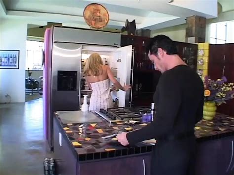 Masked But Licks Pussy Well XHamster