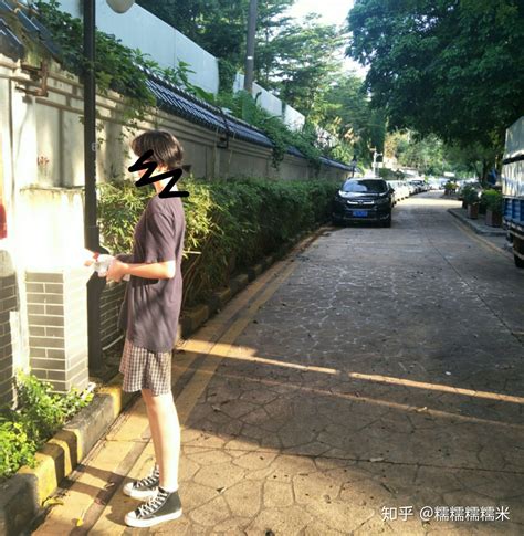 有哪些适合女生剪的男生发型？ 知乎