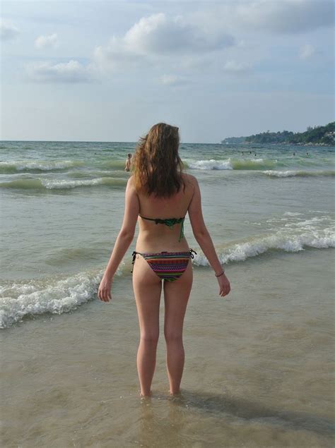 Hot Sexy Clara Hallencreutz Bikini Pics