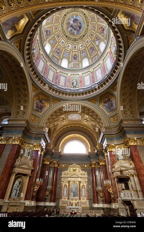 Inneren Und Kuppel St Stephans Basilika Szent Istvan Bazilika