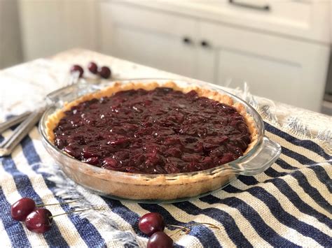 This Sugar-Free Cherry Pie Filling is Easy to Make & So Good | Hip2Keto