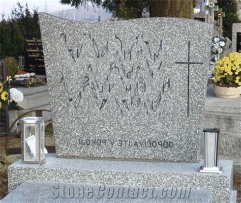 Gray Granite Headstone from Slovakia - StoneContact.com