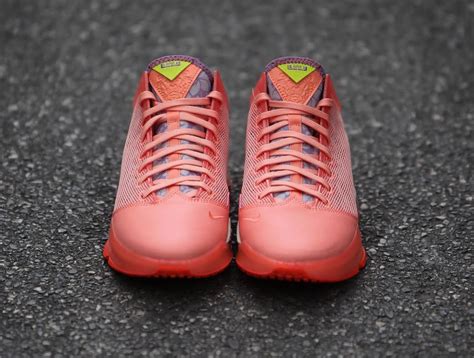 ОБЗОР МОДЕЛИ NIKE LEBRON 19 LOW
