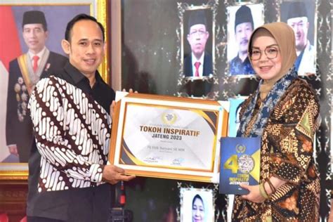 Bupati Sukoharjo Raih Penghargaan Tokoh Inspiratif Jateng Ini