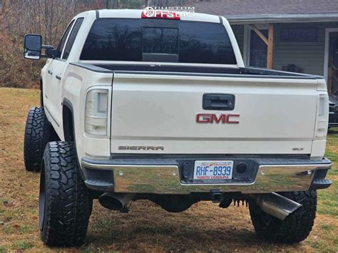 2015 Gmc Sierra 1500 With 24x14 76 Tis 547b And 37135r24 Gladiator Xcomp Xt And Suspension