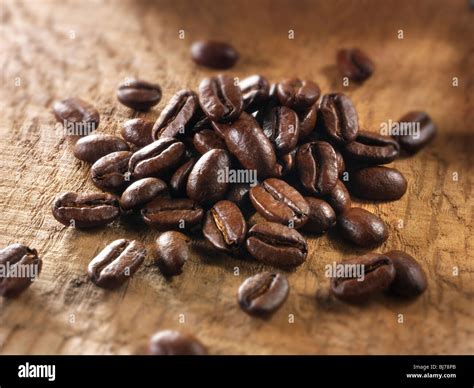 Kaffeebohnen Foto Stockfotos Und Bilder Kaufen Alamy