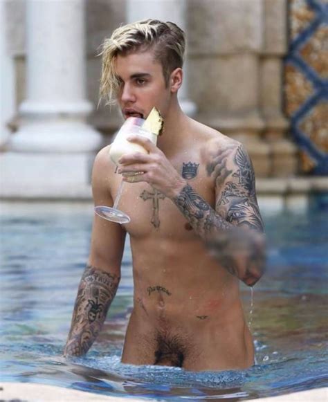 Justin Bieber Gets Naked In The Movies Naked Male Celebrities