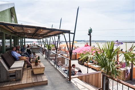 Lunchen In Wijk Aan Zee Het Breedste Zandstrand Van Nederland