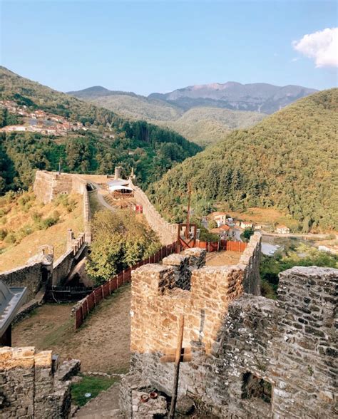 Cosa Vedere In Garfagnana Visitare La Fortezza Delle Verrucole