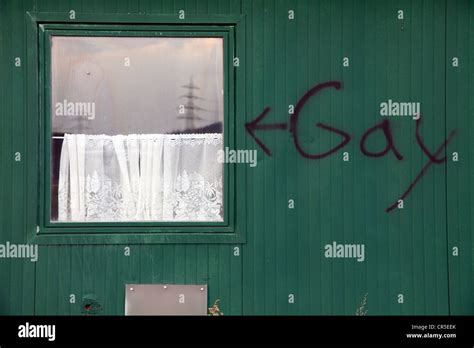 Graffiti Gay Gay sur une remorque un ancien de la remorque Herten Rhénanie du Nord Westphalie