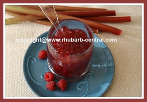 Homemade Rhubarb Raspberry Jam Recipe - Cooked / Canned Jam