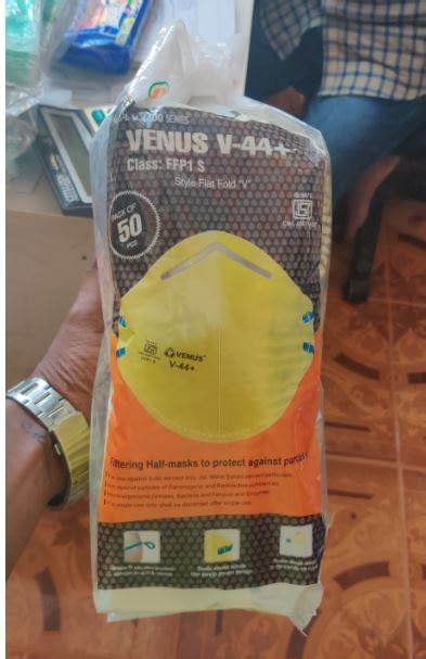 Number Of Layers Layers Venus V Plus Face Mask With Valve At