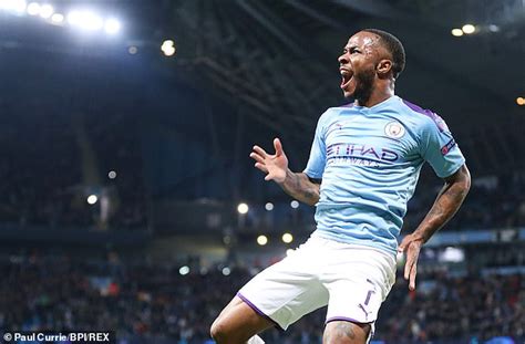 How Pep Guardiola Turned Raheem Sterling Into A World Beating Fox In The Box Daily Mail Online