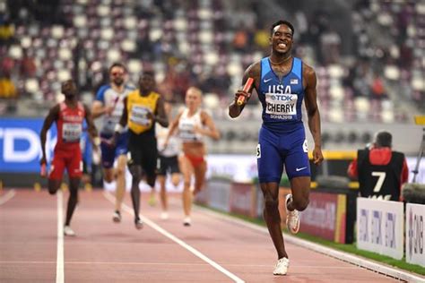 Usa Smashes World Record In Mixed 4x400m Iaaf World Athletics