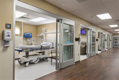 Hmn Architects Healthcare Justice And Commercial Architecture Hospital Interior Design