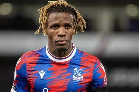 Wilfried Zaha Kimdir Aslen Nereli Kaç Yaşında Wilfried Zaha Forvet Mi Hangi Pozisyonda