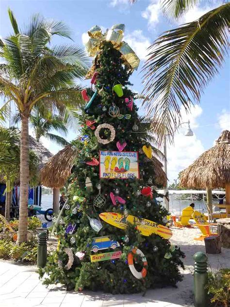 Fun Tropical Christmas Decorations to Inspire a Florida Holiday Getaway