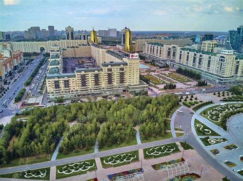 NUR SULTAN KAZAKHSTAN 29 de julio Hermosa vista panorámica del dron