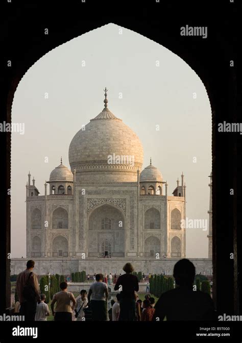 Taj Mahal Dome Hi Res Stock Photography And Images Alamy