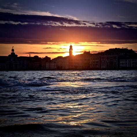 Venice sunset : r/pics