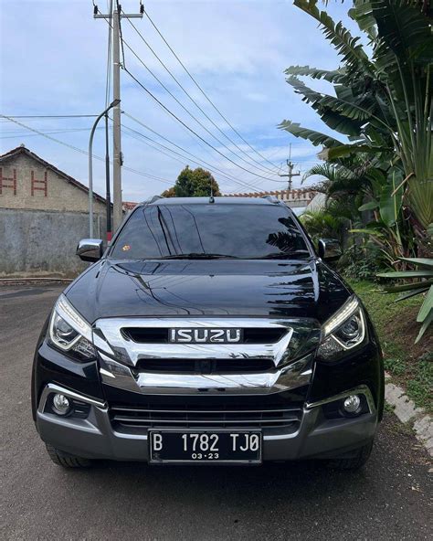 Dihentikan Isuzu Panther Grand Touring Fitur Dan Spesifikasi Oto