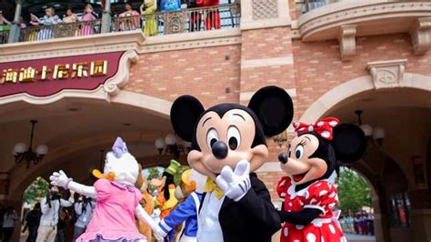 Photos Shanghai Disneyland Reopens As Coronavirus Eases