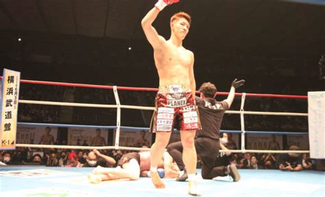 【k 1】野杁正明、強し！歴戦の猛者アスケロフを失神ko勝利「これから世界にケンカ売る」 Efight【イーファイト】格闘技情報を毎日配信！