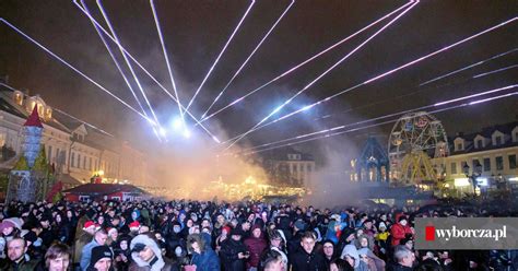 To był pierwszy taki sylwester w Rzeszowie Mapping pokazy laserów i