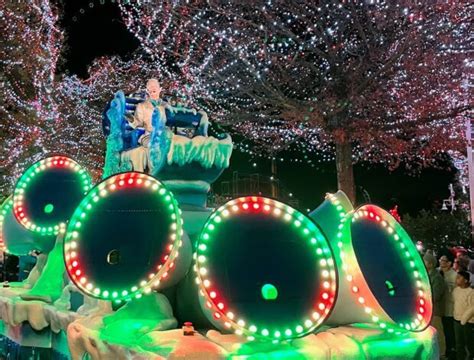 Guide To Carowinds Winterfest With Backstage Interviews