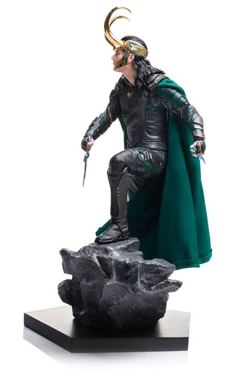 Loki Statue Battle Diorama Series Thor Ragnarok Cm