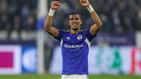 Schalke Star Will Mindestens Vier Jahre Bleiben Habe Alles Was Ich