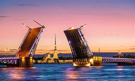 Excursão Pela Costa Das Noites Brancas Drawbridges From Boat Cruise