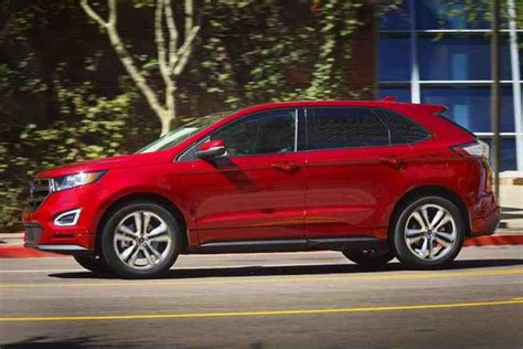 2015 Ford Edge Vs 2015 Ford Escape Whats The Difference Autotrader