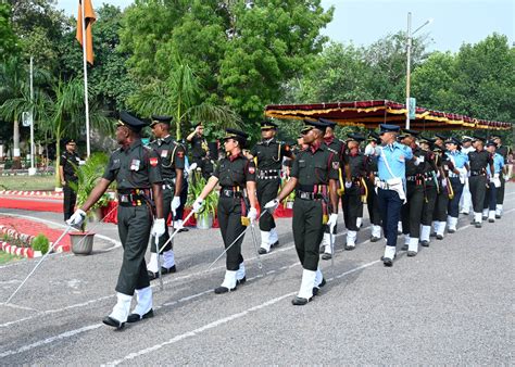 Ssbcrackexams On Twitter A Ceremonial Parade Was Held At Officers Training College Otc Army