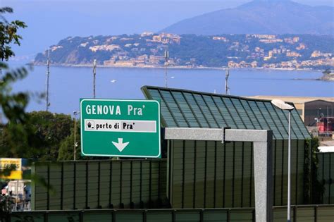 Genova Il Casello Di Voltri Diventa Pra 1 Di 1 Genova Repubblica It