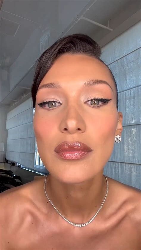 bella hadid | Bella hadid makeup, Eye makeup styles, Celebrity makeup