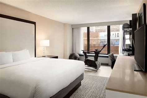 DoubleTree by Hilton Hotel Chicago – Magnificent Mile Unveils First ...