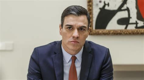 Pedro Sánchez Rectifica Y Acudirá A Los Dos Debates