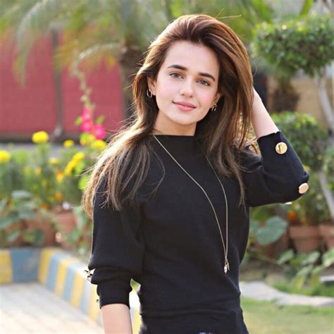 Hot Sexy Kompal Iqbal Khan Bikini Pics