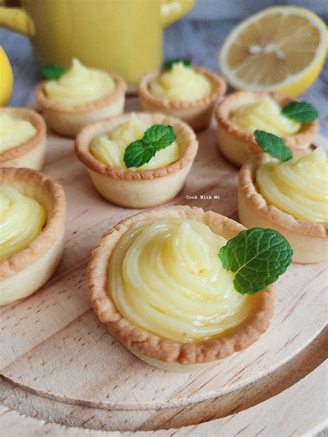 Mini Lemon Curd Tartlets