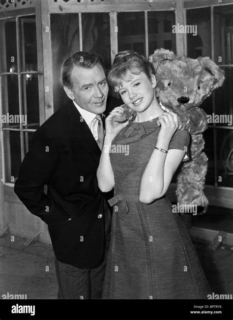 John Mills And Hayley Mills Schauspieler And Schauspielerin 1963 Stockfotografie Alamy