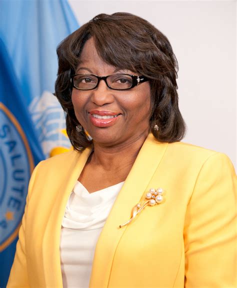 Dr Carissa F Etienne