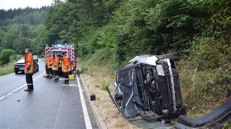 Schwerer Unfall bei Schriesheim Auto überschlägt sich auf L596a