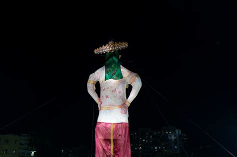 Statue Of Ravan Ravan Dahan Hindu Religious People Burn Statue Of Ravan ...