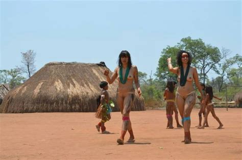 2 Women As Xingu Amazon Girl Women Camel