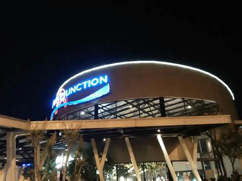 Food Junction Grand Pakuwon Keunggulan Lokasi Fasilitas