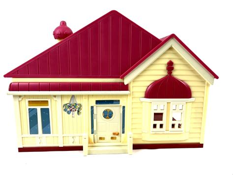 Bluey Dog Bluey's Family Home House Playset Figures, Friends ...