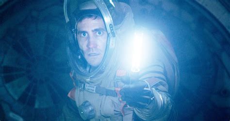 Life Trailer #2: Jake Gyllenhaal & Ryan Reynolds Face a Deadly Alien Species